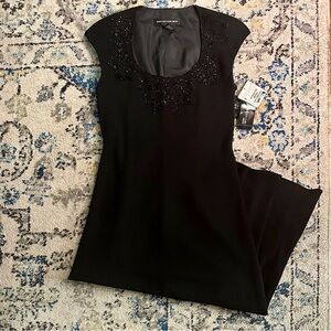 Jones New York Black Sleeveless Lined Beaded Ball Gown Women’s Size 4 Long